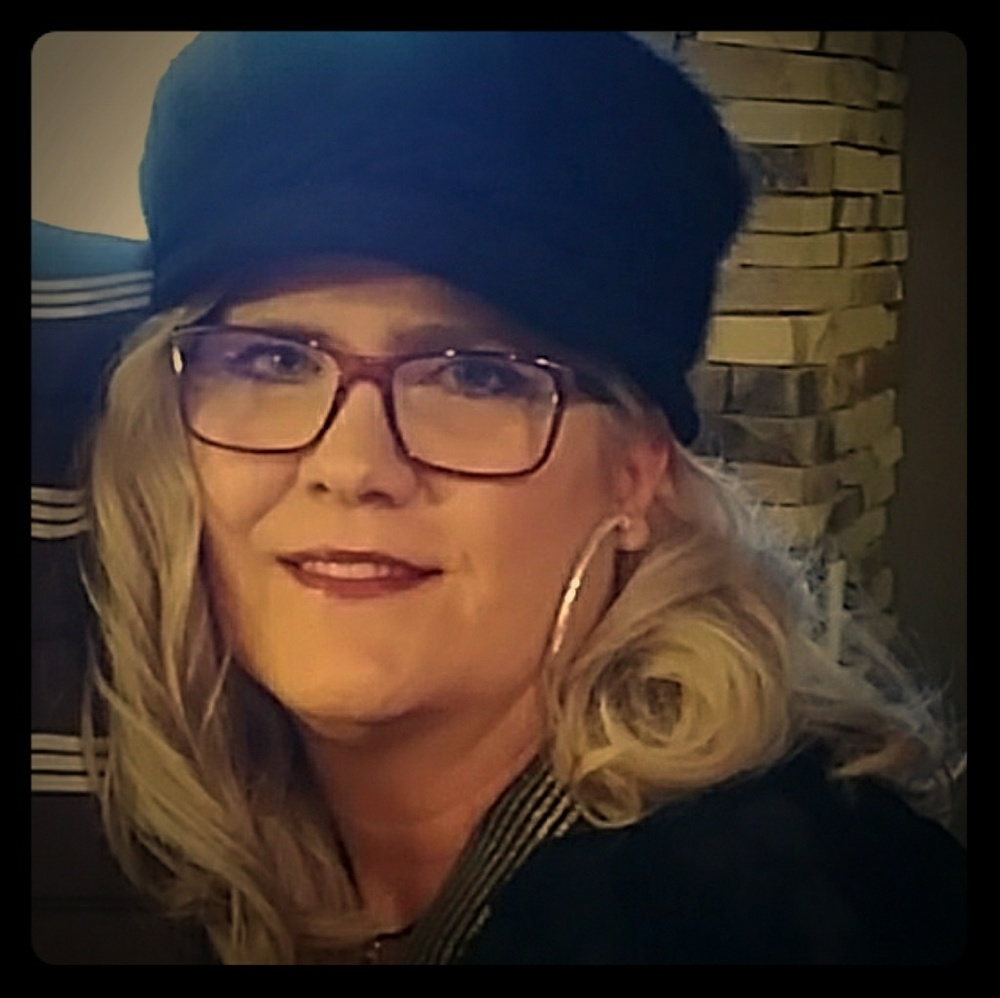 Meet your Posher, Karen